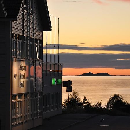 Aalesund Airport Hotel Ytterland Exteriér fotografie