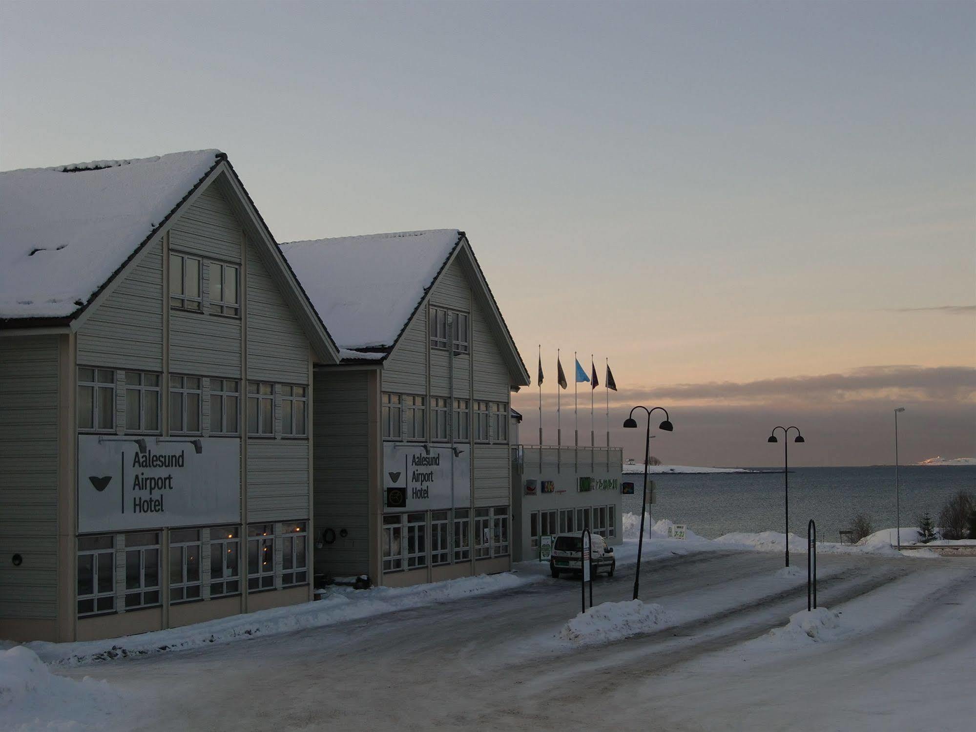 Aalesund Airport Hotel Ytterland Exteriér fotografie