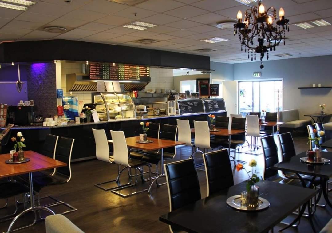 Aalesund Airport Hotel Ytterland Exteriér fotografie